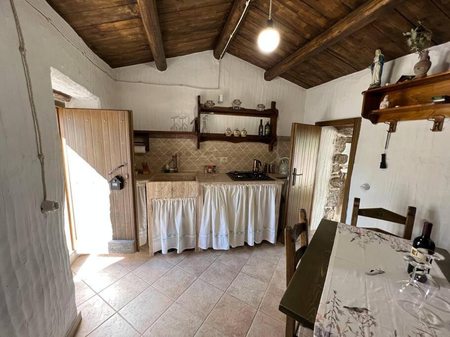 Muristene Pozzo Santa Cristina Paulilatino Exteriér fotografie