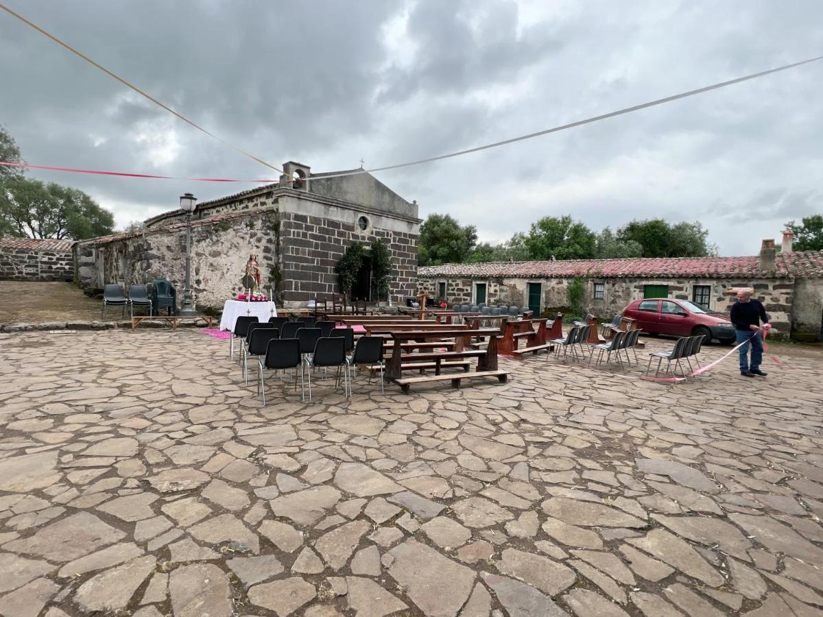 Muristene Pozzo Santa Cristina Paulilatino Exteriér fotografie