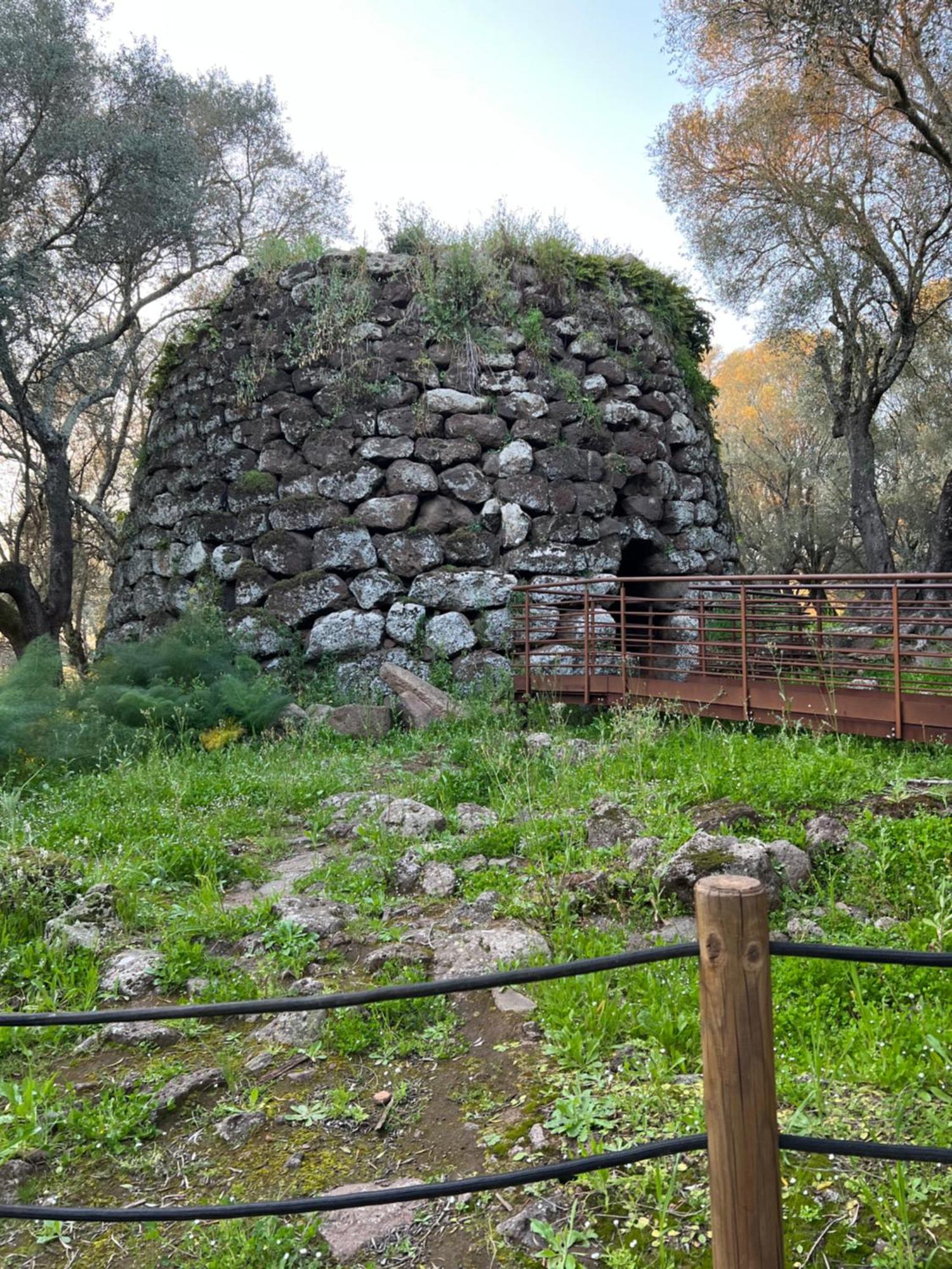 Muristene Pozzo Santa Cristina Paulilatino Exteriér fotografie